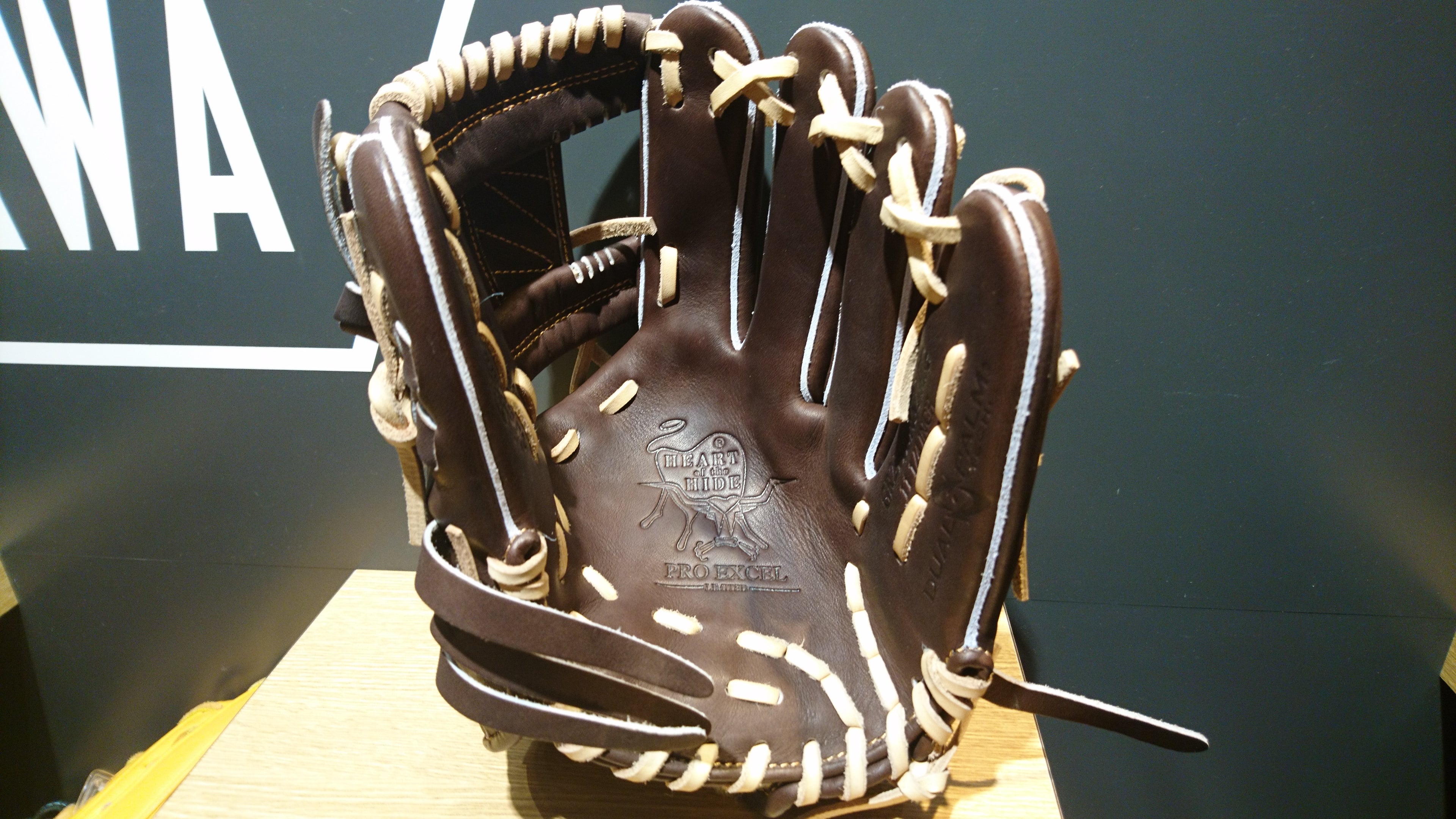 ローリングス】硬式用内野手グラブN62型／ウィザードN52MG型 | ベース