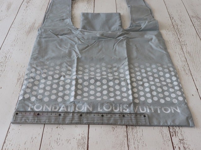 パリ ルイ・ヴィトン財団美術館限定折りたためるエコバッグ♪ | karen