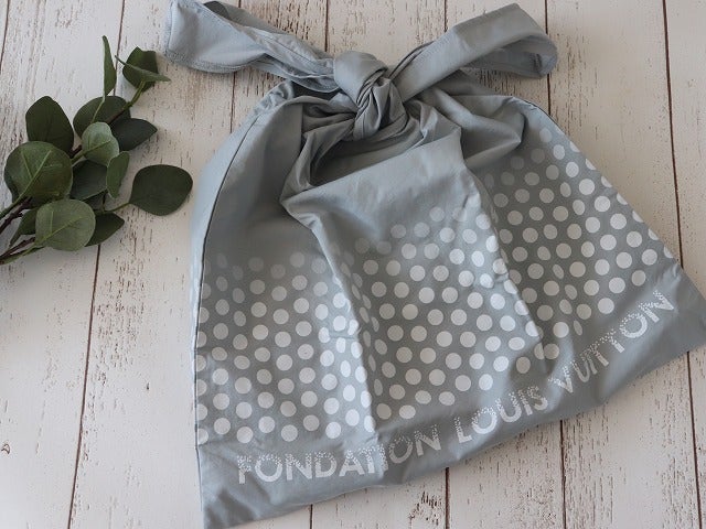 パリ ルイ・ヴィトン財団美術館限定折りたためるエコバッグ♪ | karen