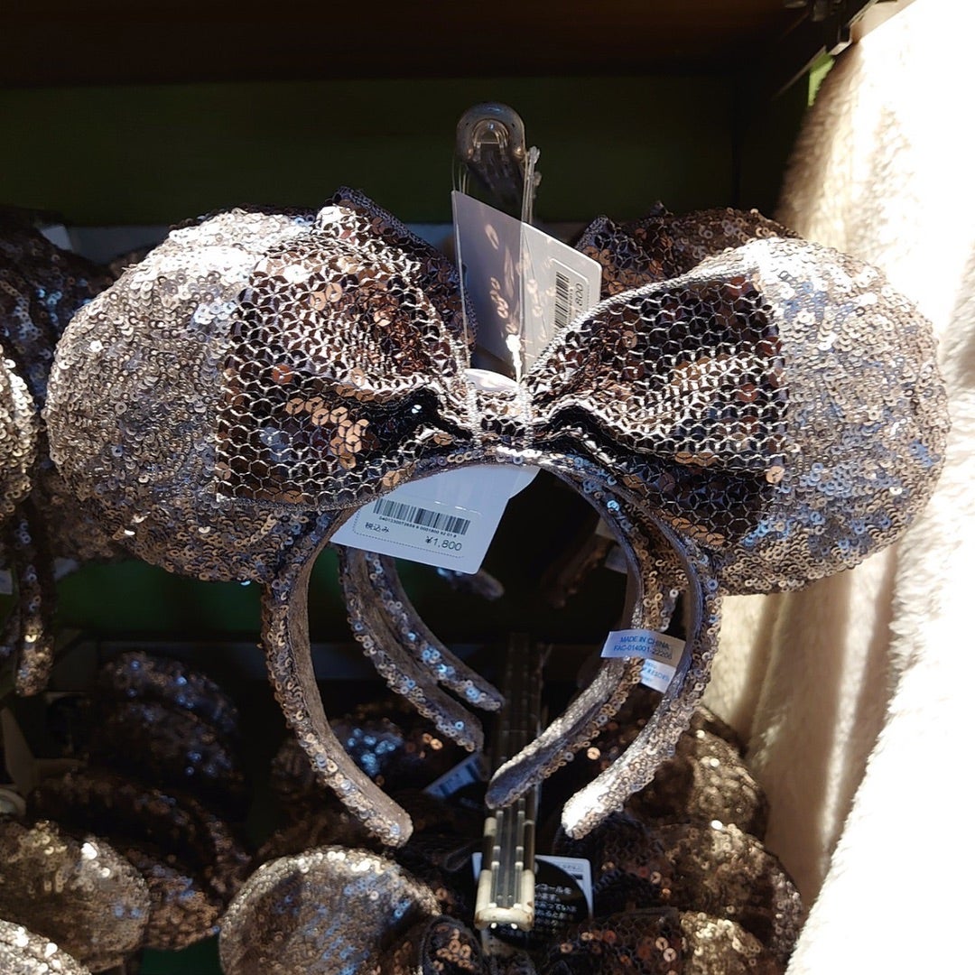 シックな大人カラー☆ 東京ディズニーリゾート ミニーのスパンコール