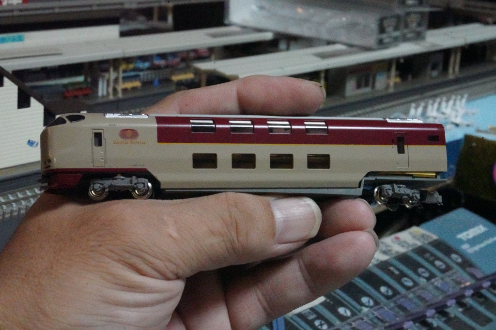 入線整備】285系3000番台「サンライズ」前編～癖のある室内灯の