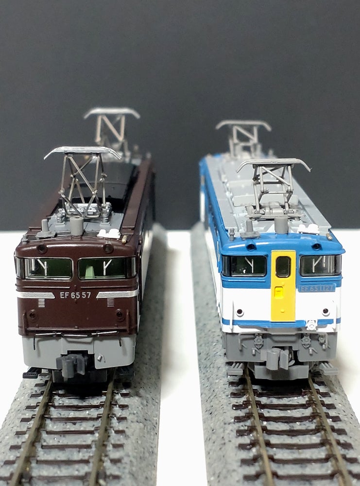 TOMIX EF65 1127 & EF65 57 2両セット(限定品) TOMIX EF65 1127 & EF65