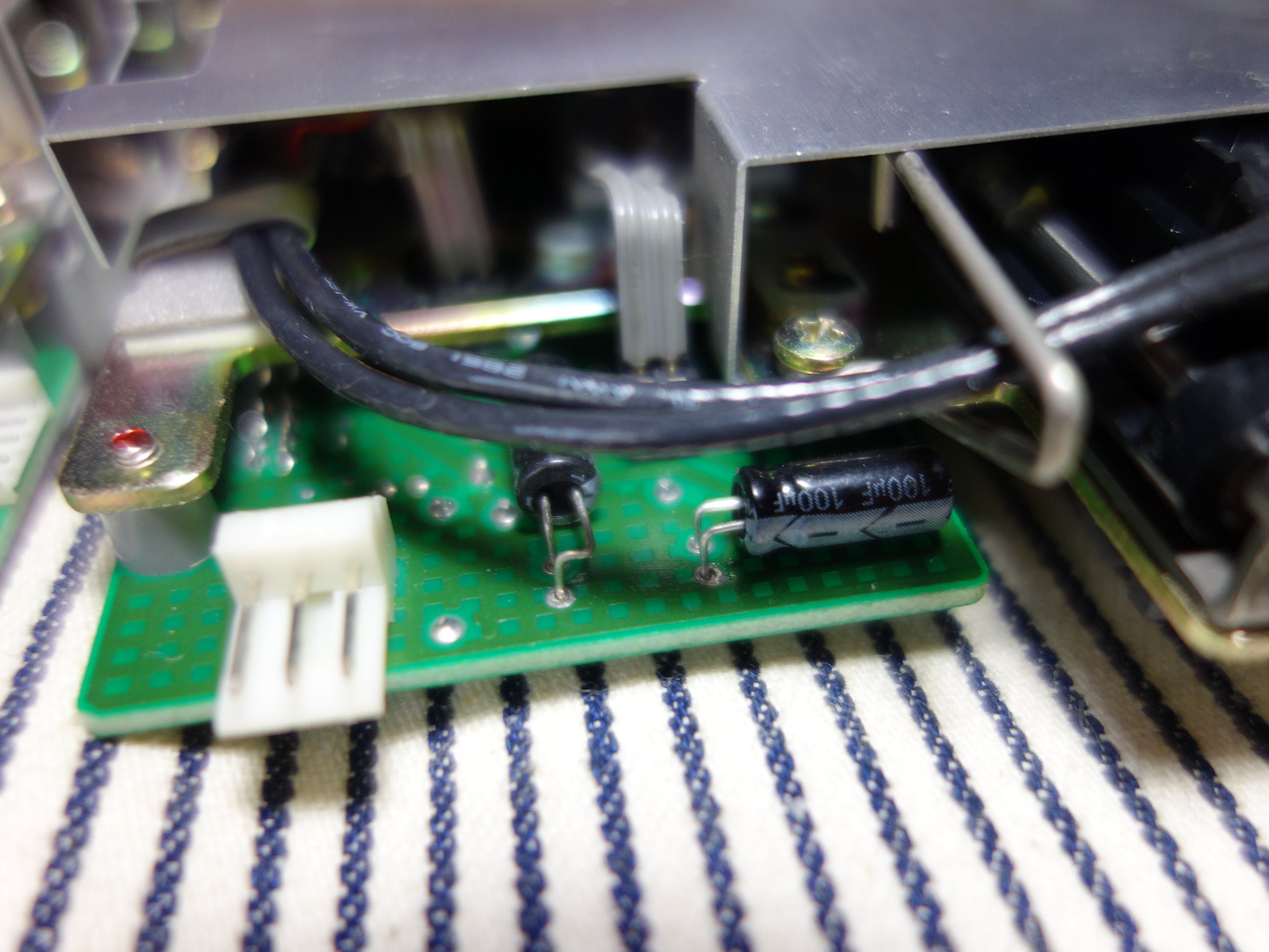 ジャンク】X68000 ACE HD FDD基板の交換移植【分解修理その3】 | 青麺