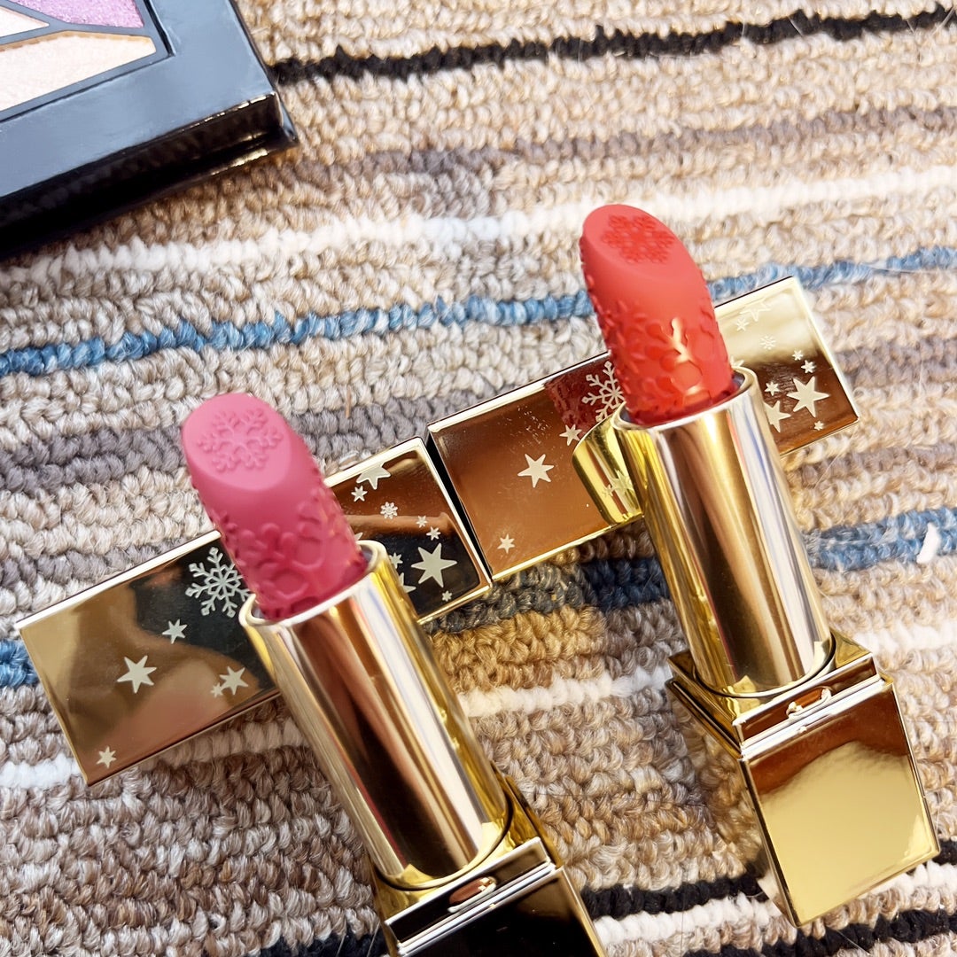 エスティローダー グッドアズゴールド2022でメイク。 | Schöne Frau