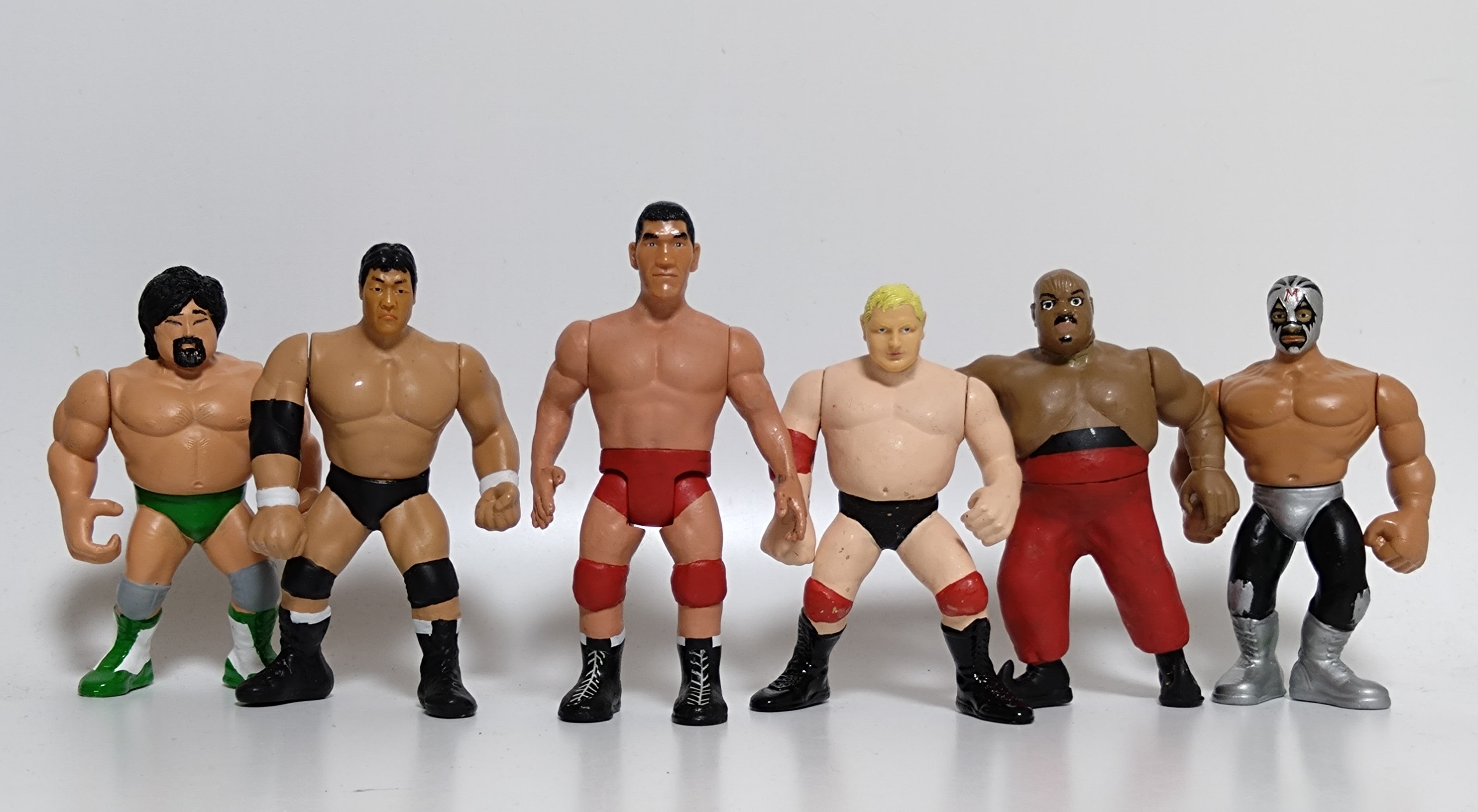 ハリー・レイス』を作ってみよう ハズブロWWFプロレスフィギュア改