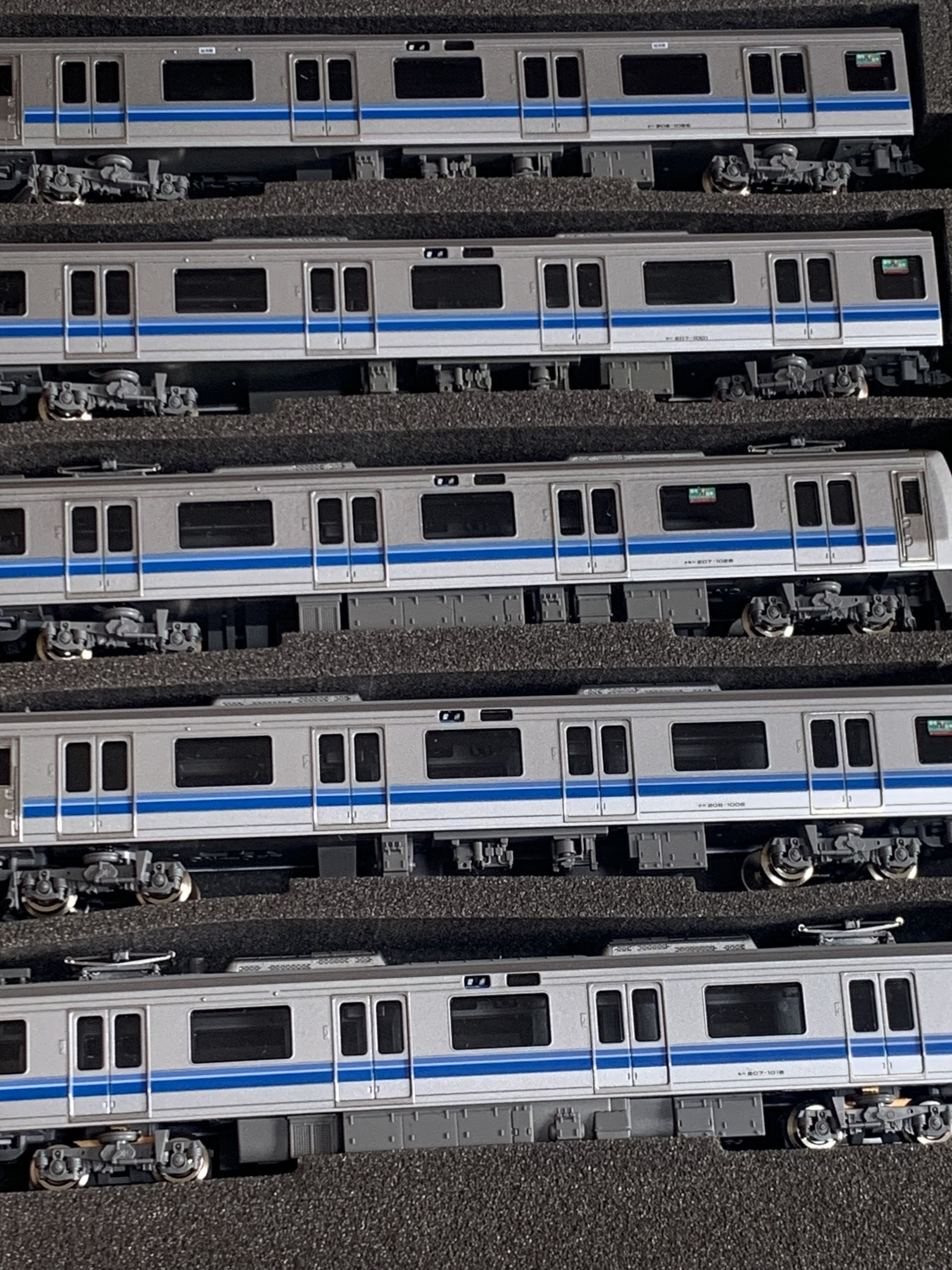 鉄道模型】 JR西日本 207系1000番台(旧塗装) 種別幕を貼る | 500系