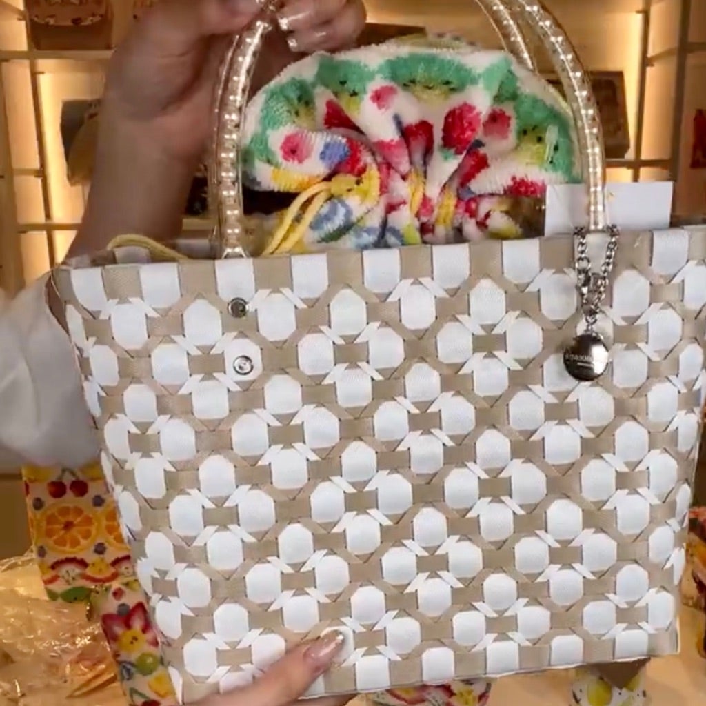 フェイラー】明日4/28発売♡ラブラリーの可愛いかごバッグ＆新柄巾着