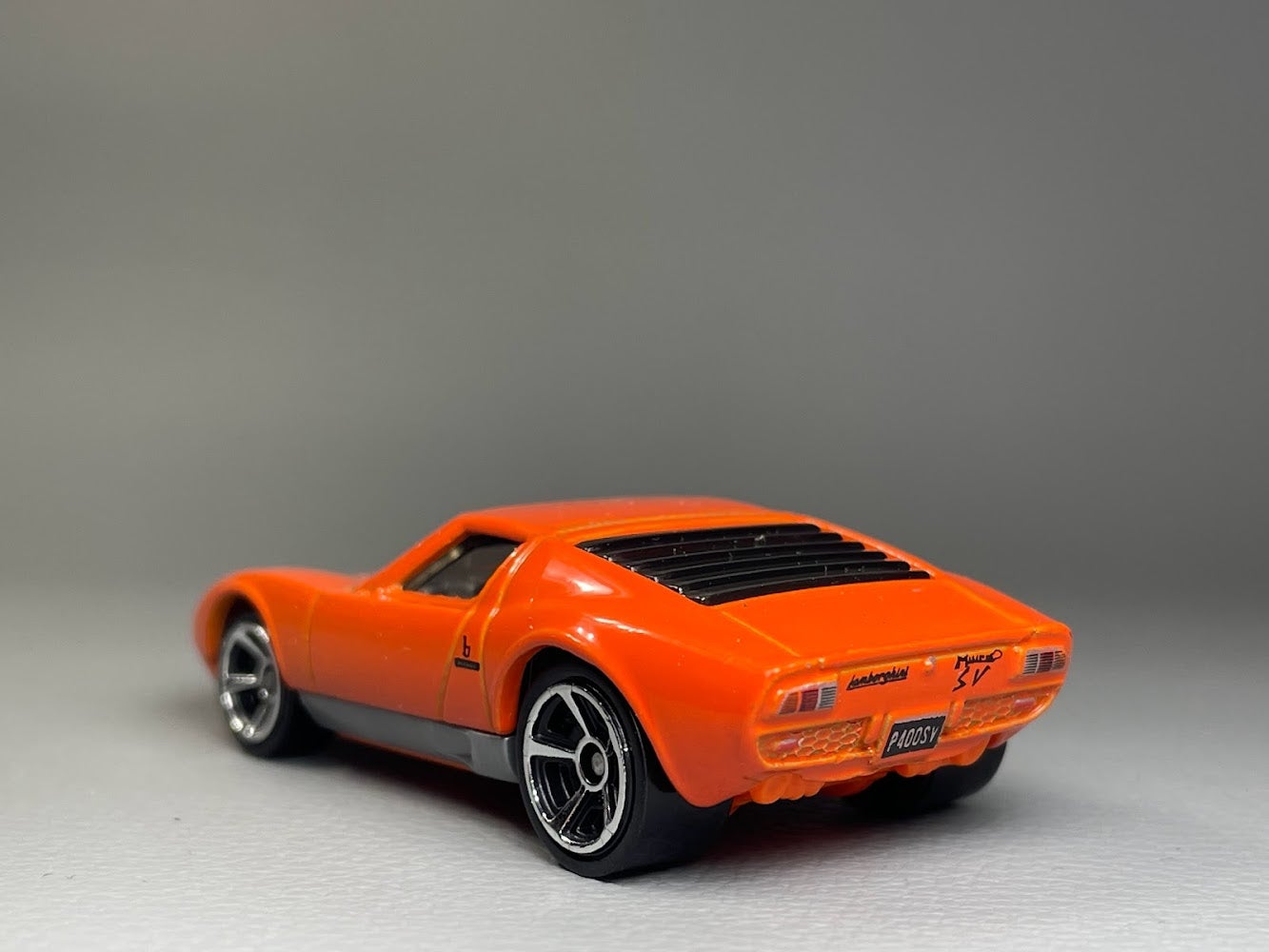 ホットウィール(Hot Wheels) ベーシックカー '71 ランボルギーニ