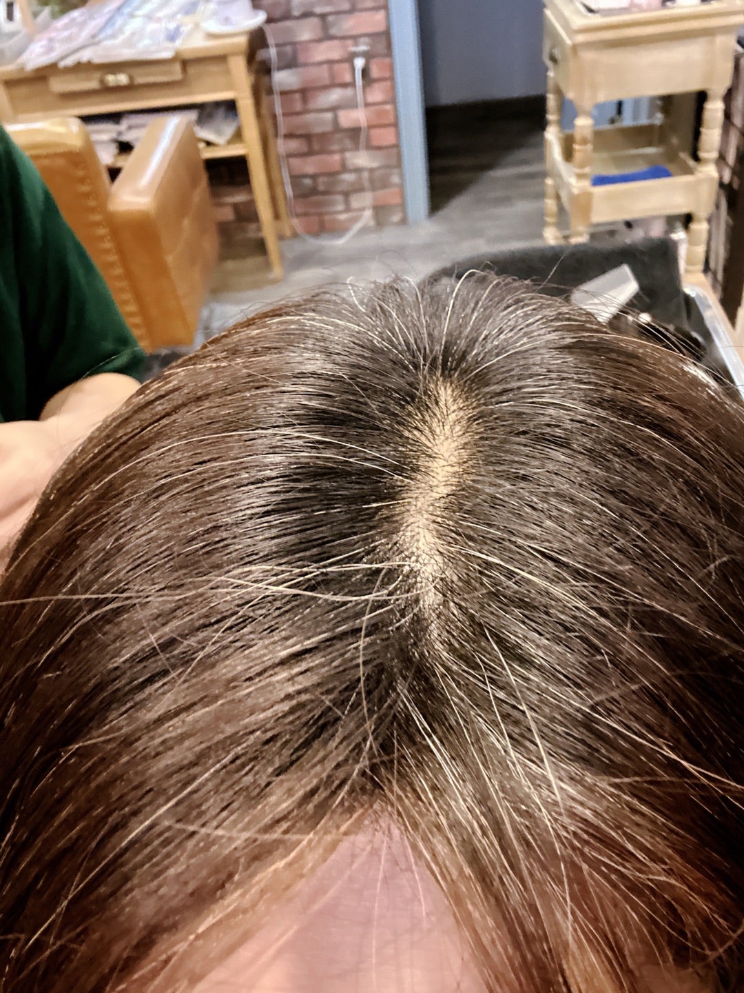 4-leaf新メニュー⁉️☆ノジアカラー試しました | 大阪府箕面市稲の美容