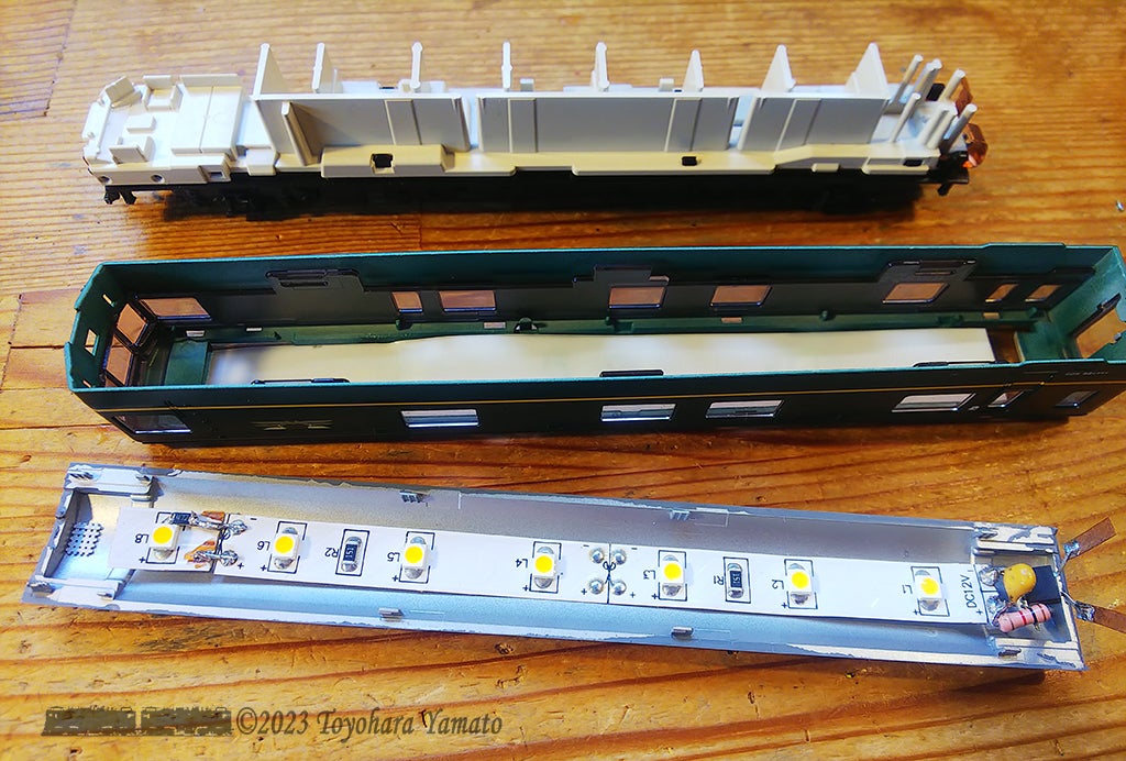 24系トワイライト編成 室内灯の色目調整と減光 | 重単5175 ～鉄道模型