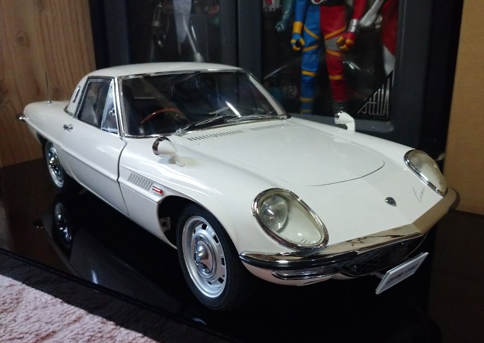 デアゴスティーニ1/8マツダ・コスモスポーツ(´ι _` ) | 牛乳雑巾(´ι _