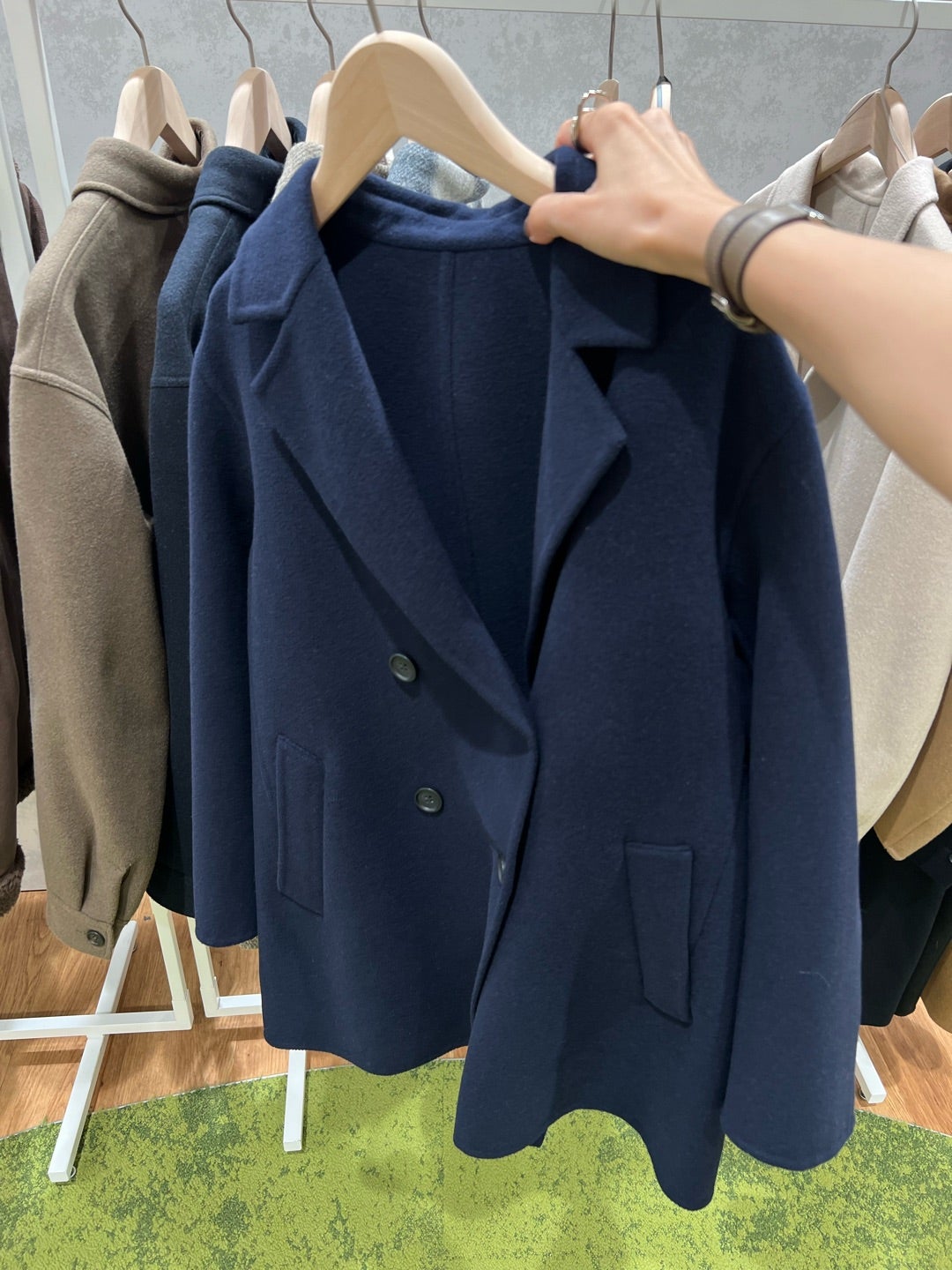 UNIQLO】いよいよ本日発売！ユニクロのダブルフェイスコート | noriko