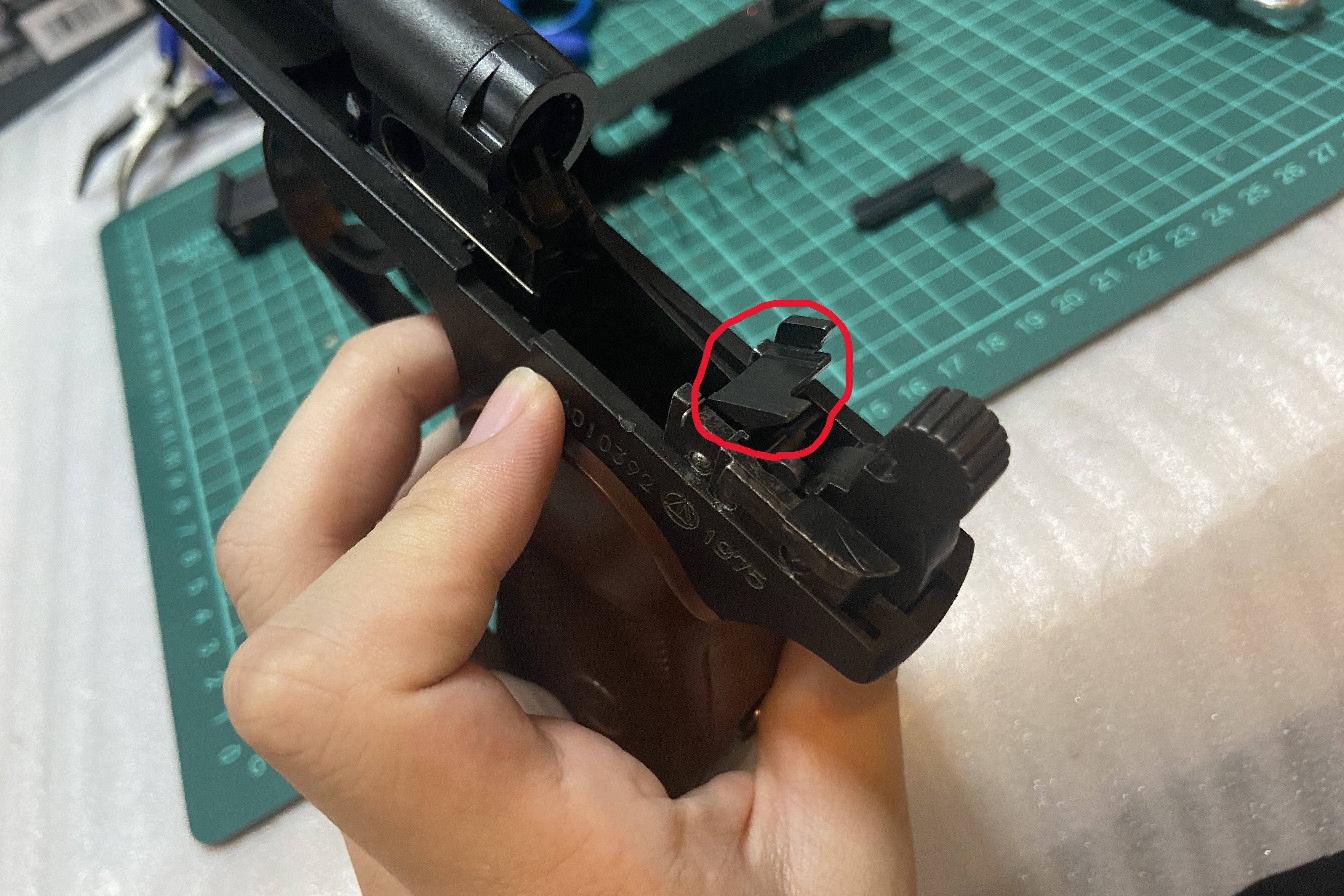 KSC製 マカロフ (分解・修理) その1 | Naoのブログ