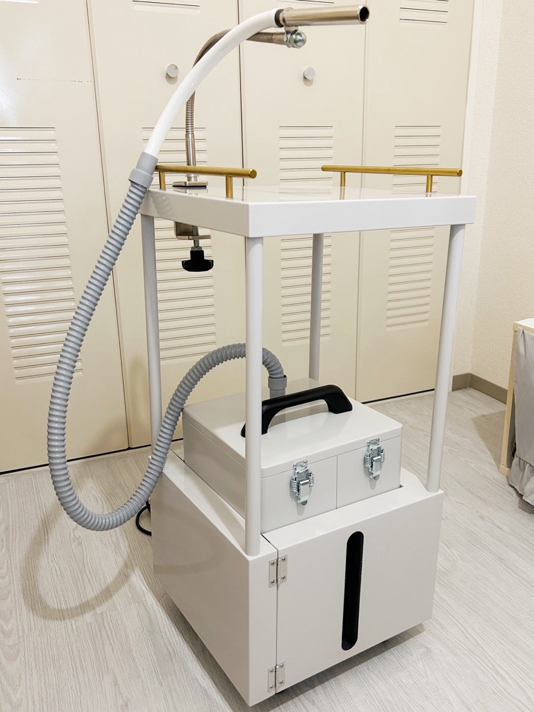 集塵機レビュー】噂の集塵機スマートレーサを自宅ネイルサロンで使って