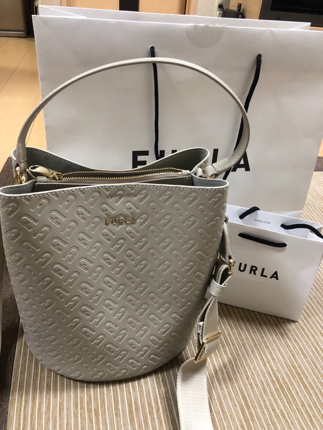FURLAのバケツ型バッグ | ecoeco日記