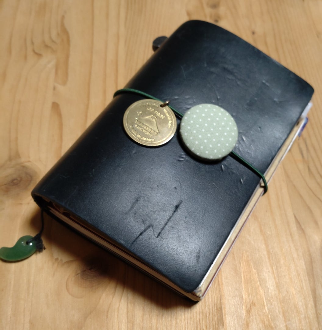 トラベラーズノートをシステム手帳にカスタマイズした話 | 晴読雨奏