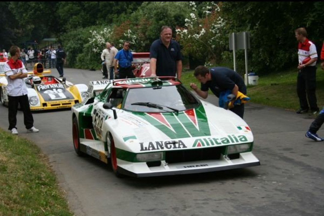 ポルシェ 935／77 ターボ | ガンプラ ギルビジョン