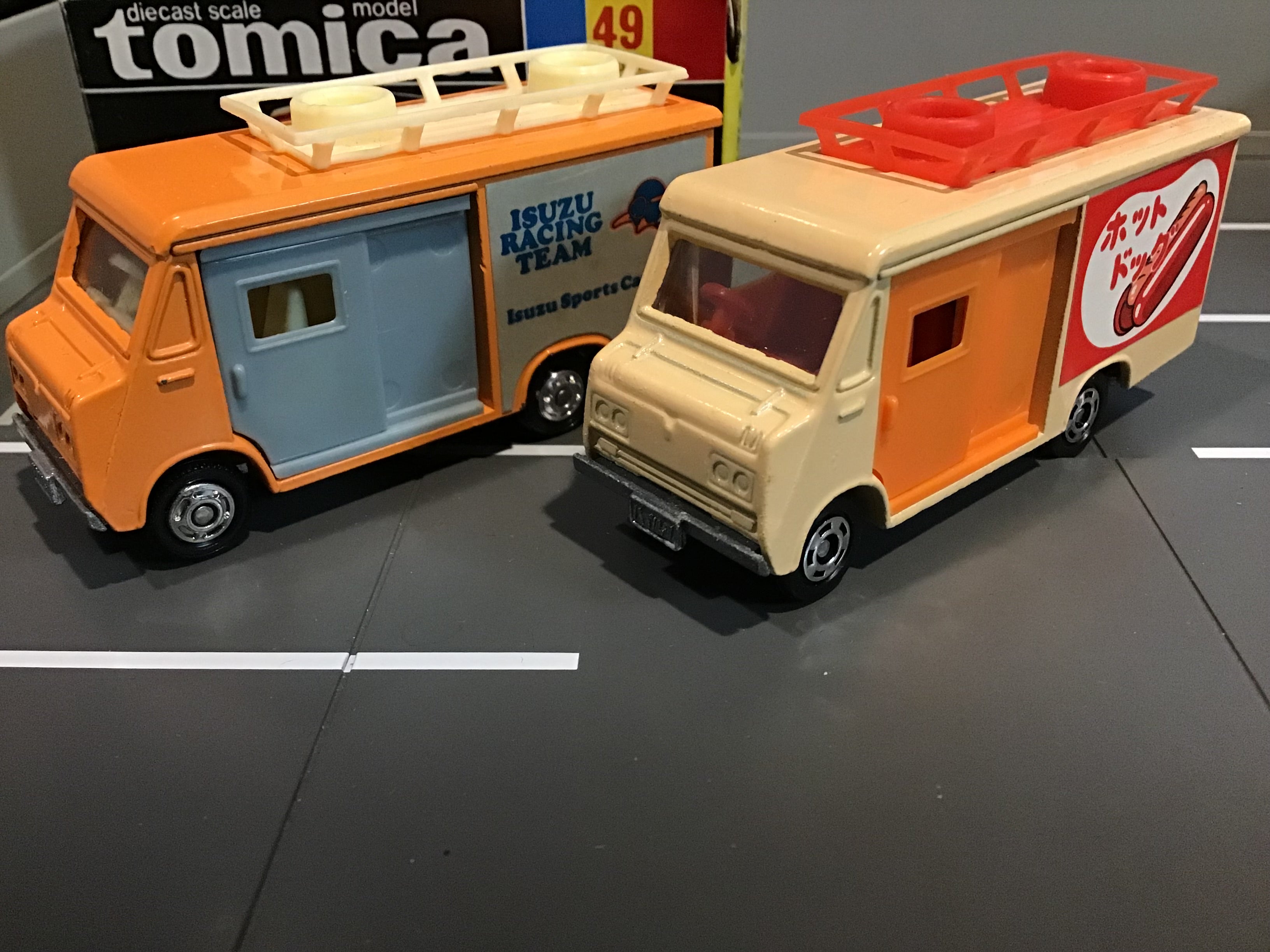 黒箱トミカNo.49-2いすゞエルフハイルーフ | やなしゃんのトミカ