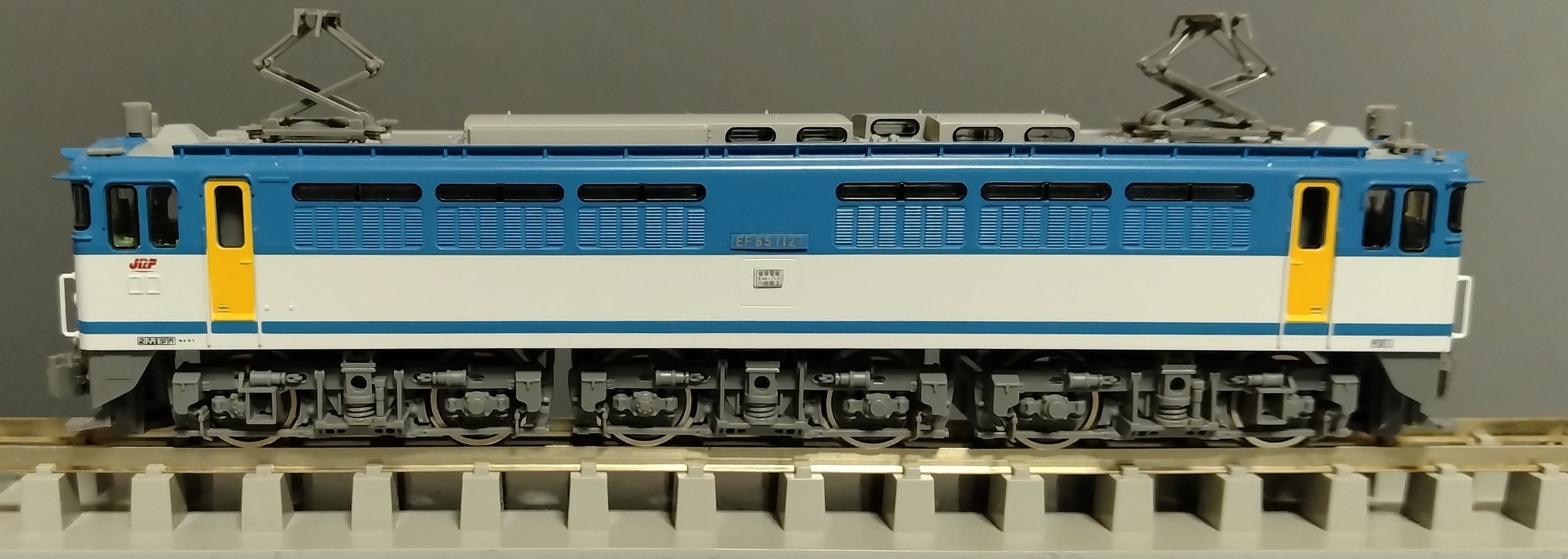 EF65 57号機と1127号機 TOMIX | みぃちゃんず（鉄道部）