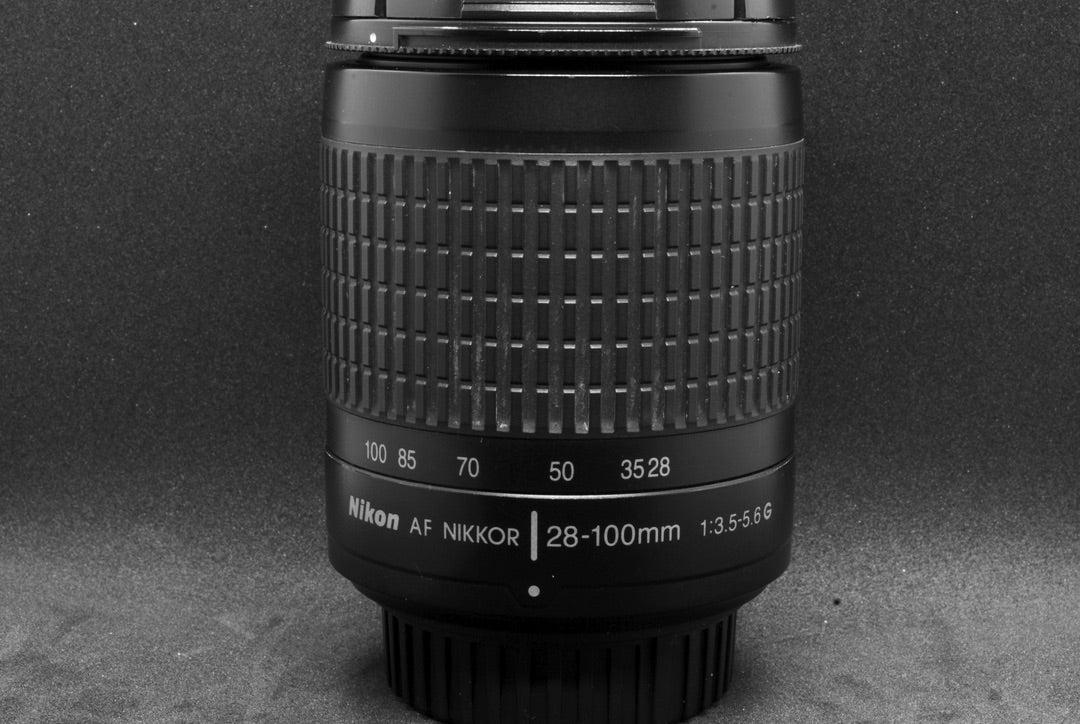 レンズ(単焦点) Nikon 28-100mm f⁄3.5-5.6G ニコン AF Zoom Nikkor 28