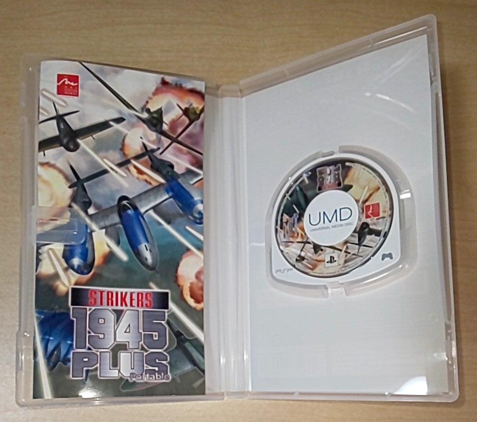 アレが届いた！ → 中古 PSP STRIKERS 1945 PLUS Portable ☆彡