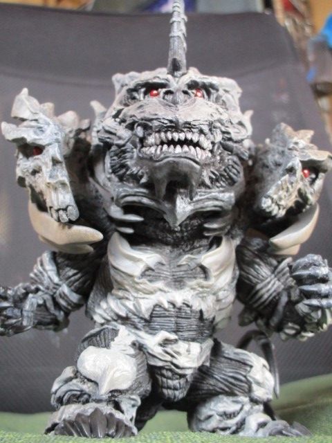 デフォリアル モンスターXのデザインにしびれる | キン肉マンと