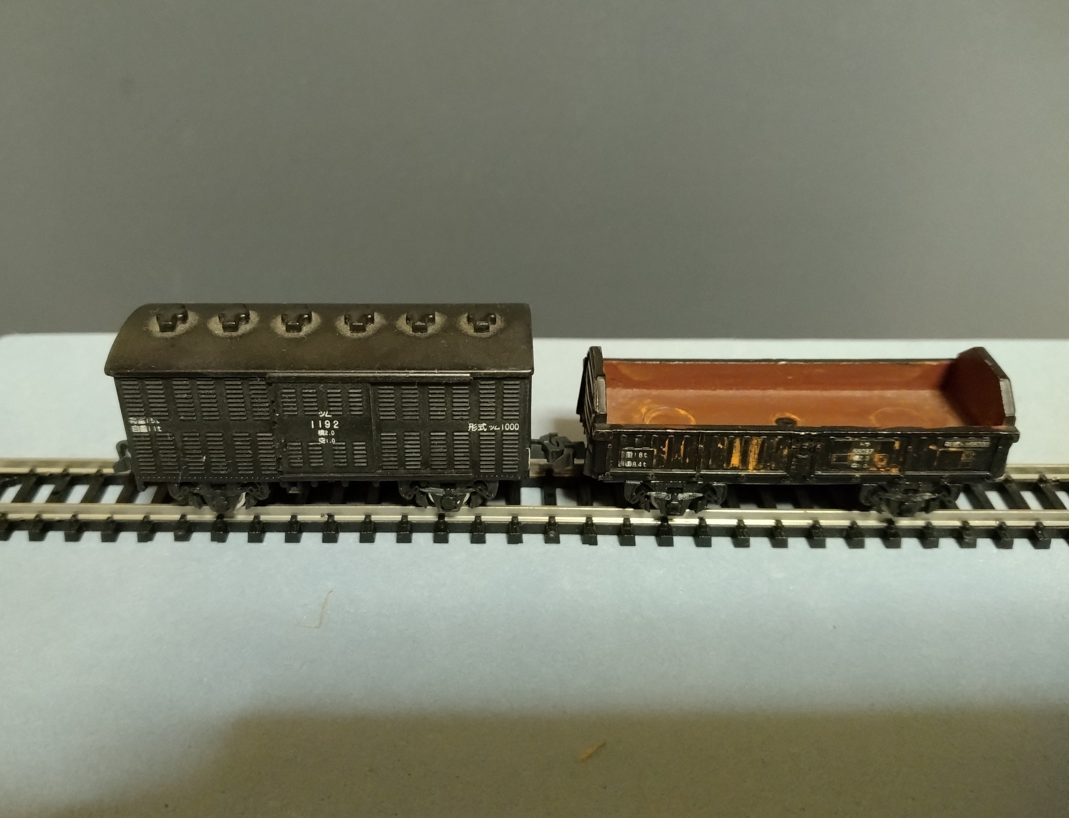 Nゲージの線路 固定式線路でお座敷運転していた時代 | みぃちゃんず