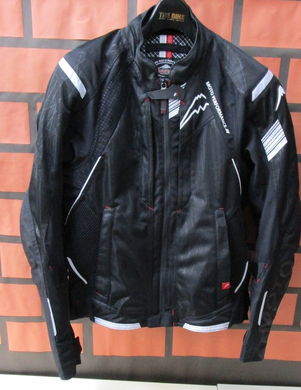 K-2401 エアーコンテンドジャケット入荷 | D's鈴鹿 クシタニ鈴鹿のﾌﾞﾛｸﾞ