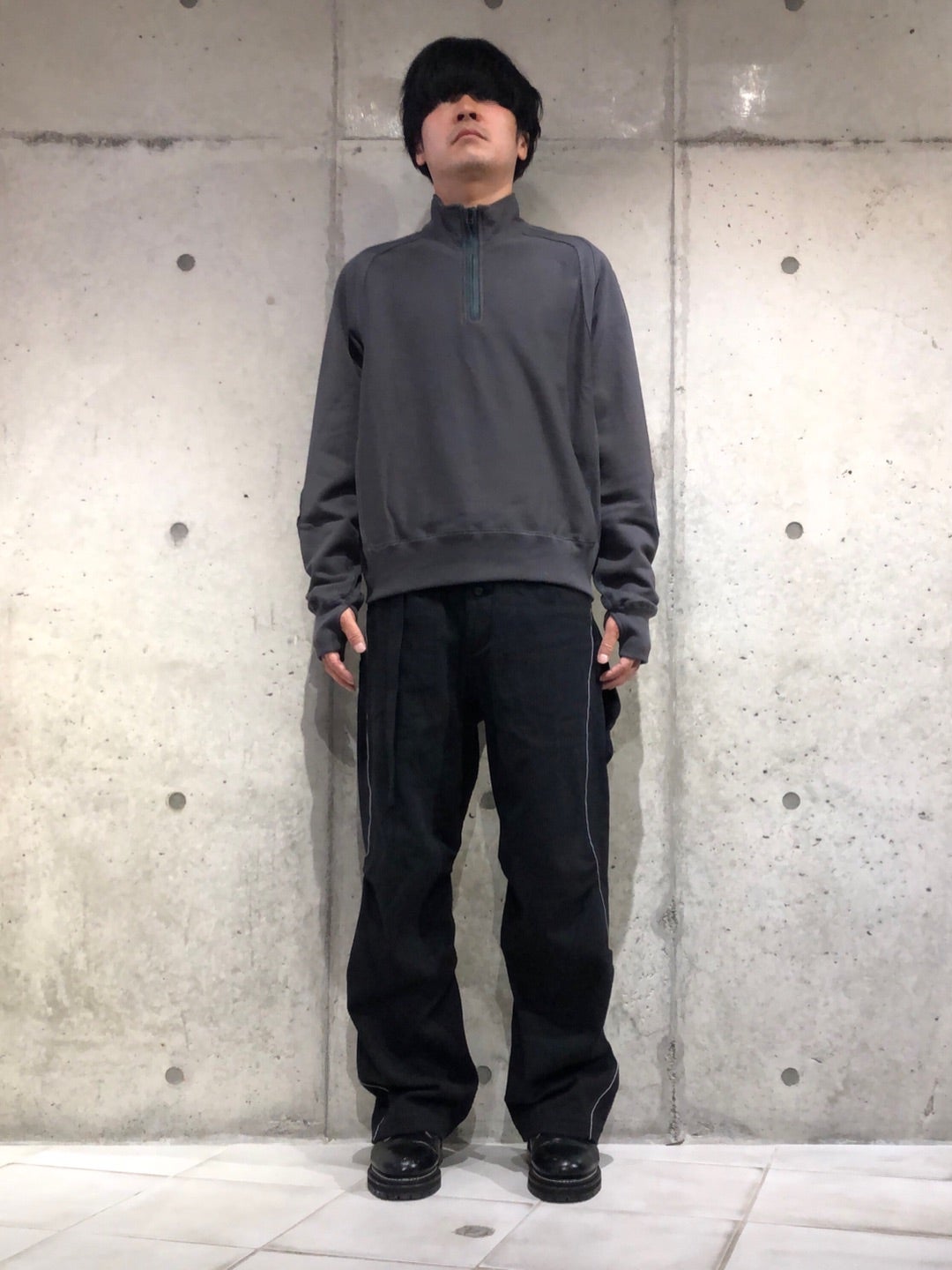 JIAN YE SOLID ZIP TOP CHARCOAL | ragazzo cultura