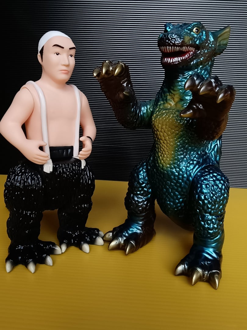 中島春雄さん／ゴジラのソフビ開封の儀 | ブログやめようぜ