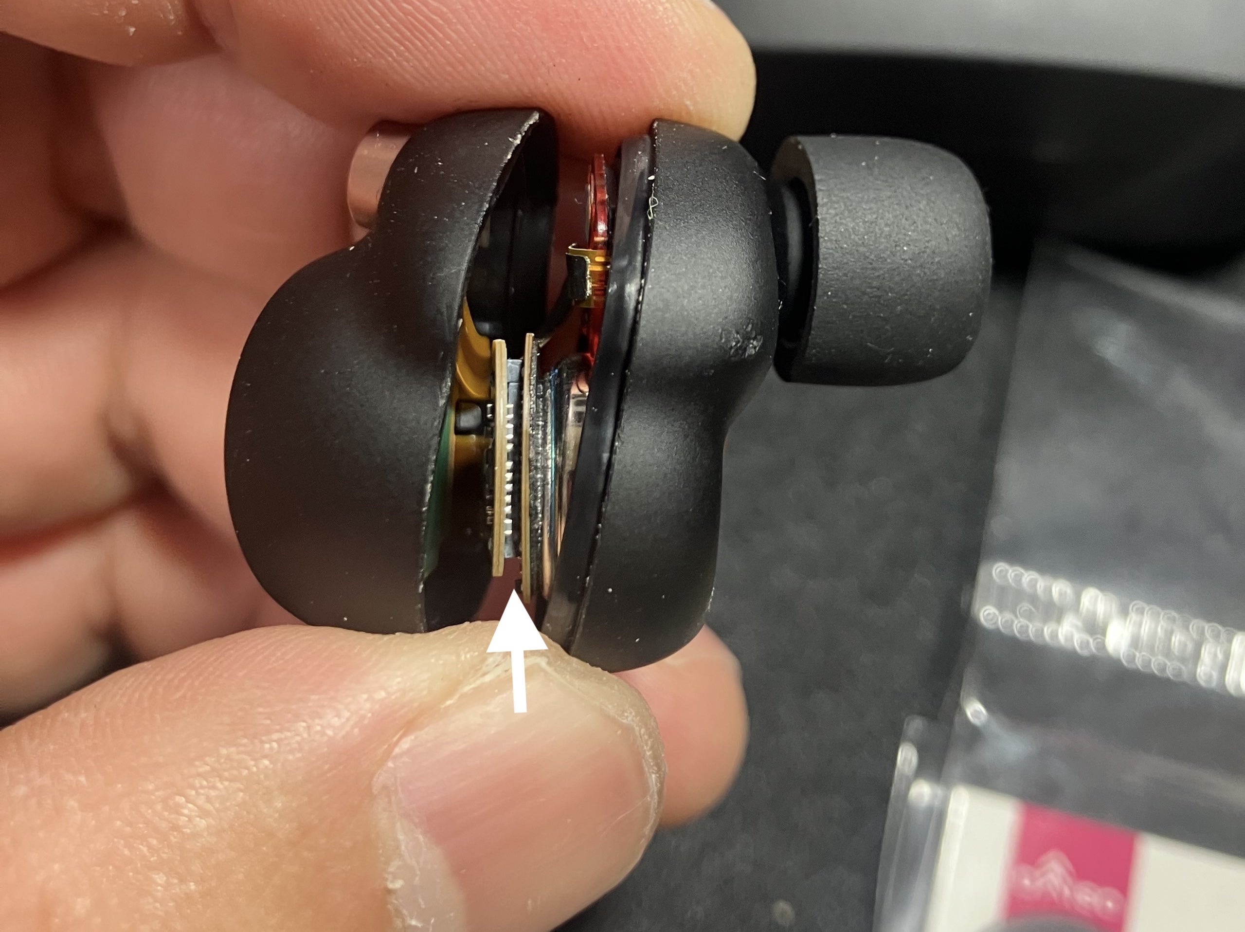 Sony WF-1000XM4の電池交換 | ミンバのロドビフ記録