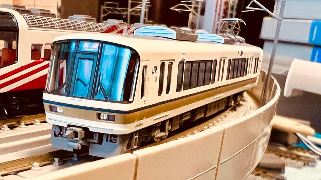 Nゲージ】トミックス221系基本セットB 6両編成入線 | EXPRESS DIARY3