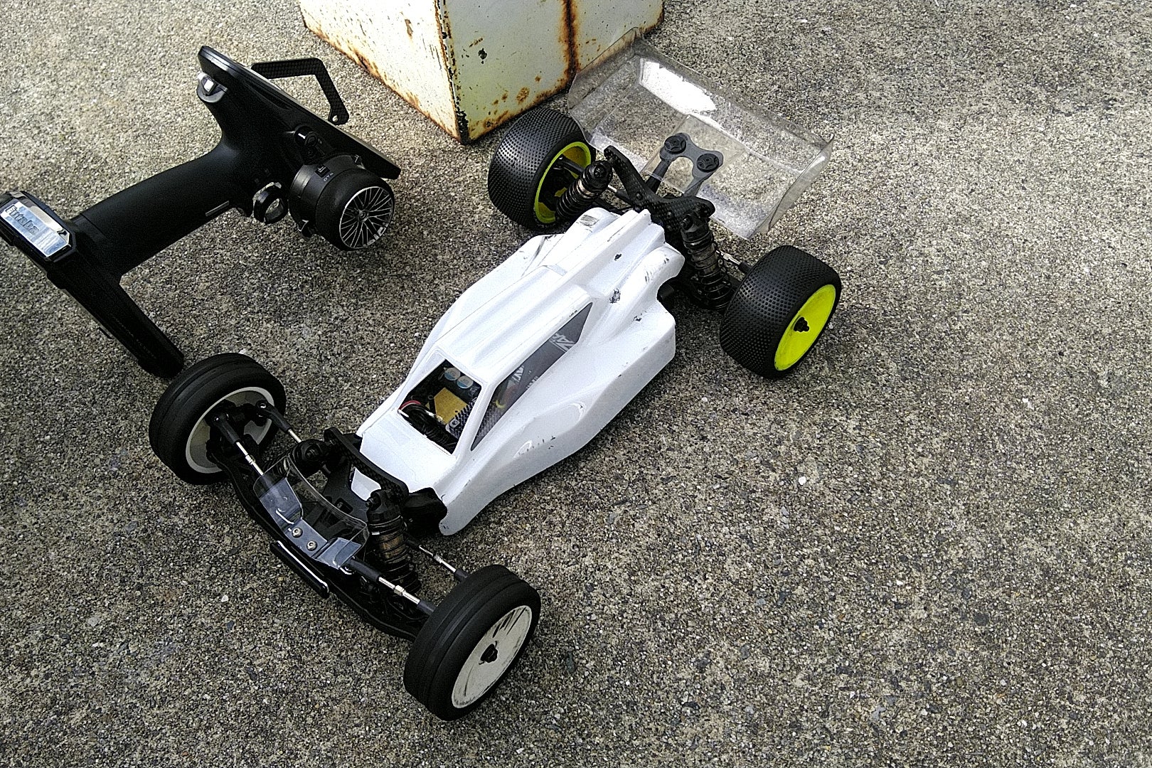 ヨコモ YZ-2 F2ライトウィトRO1.0/SO1.0•2.0用塗装済ボディ ヨコモ YZ