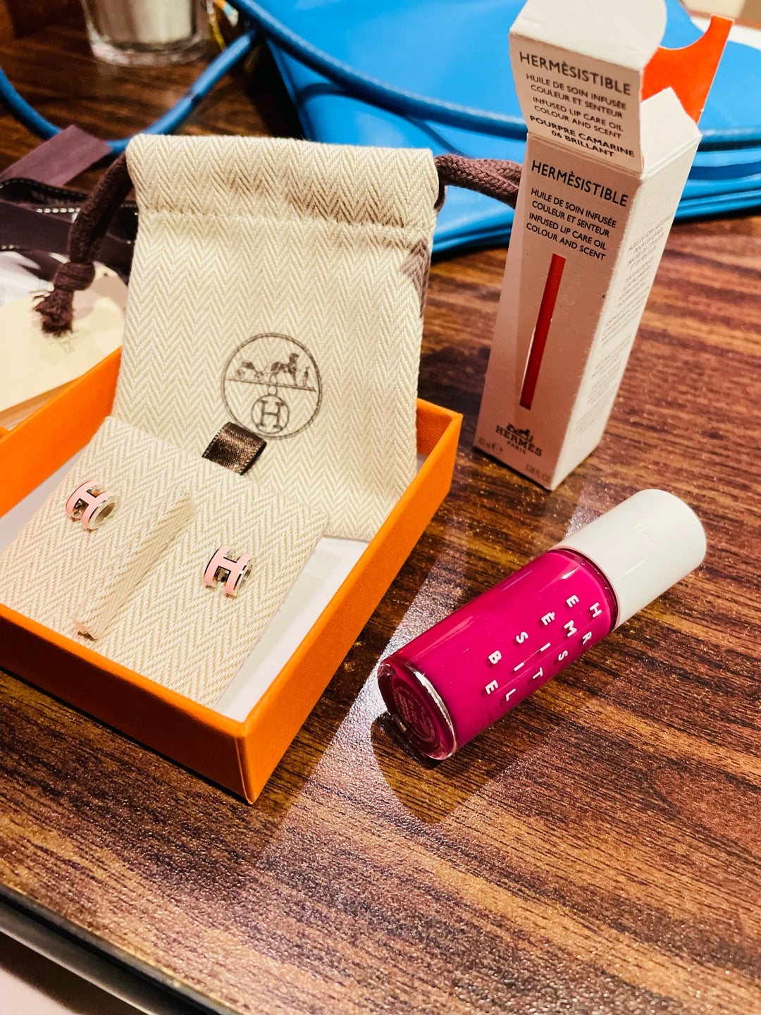 香るエルメスリップオイル 《エルメジスティブル》 06 – パープル