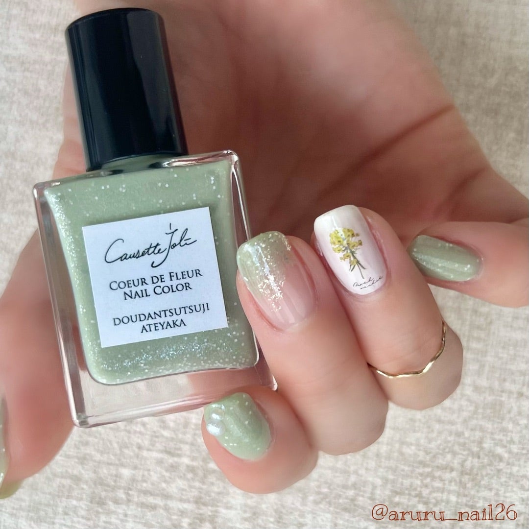 コゼットジョリ春限定色でやわらかグリーンネイル | あるる⑅ズボラ