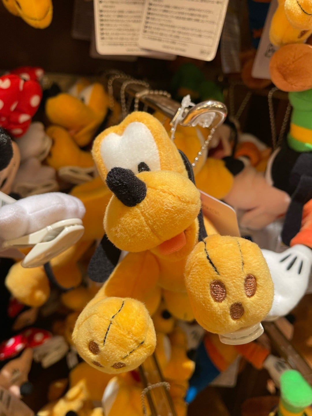 新作グッズ、ミッキー＆フレンズの肩乗せぬいぐるみ。 | 私も