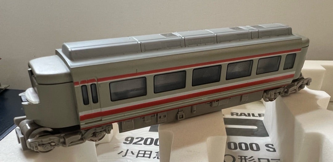 TOMIX 92009“小田急 7000形 LSE ロマンスカー”入線。〜その1