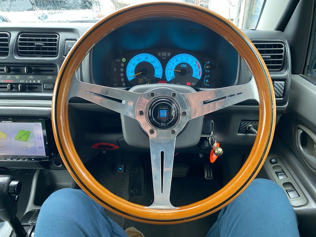 ナルディ ウッドステアリング サイドスポーク 36パイ ナルディ ウッド