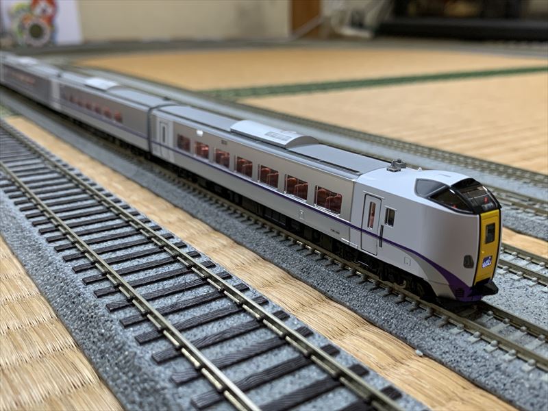 祝! TOMIX JR キハ261 1000(7次車・おおぞら・新塗装）セット 入線