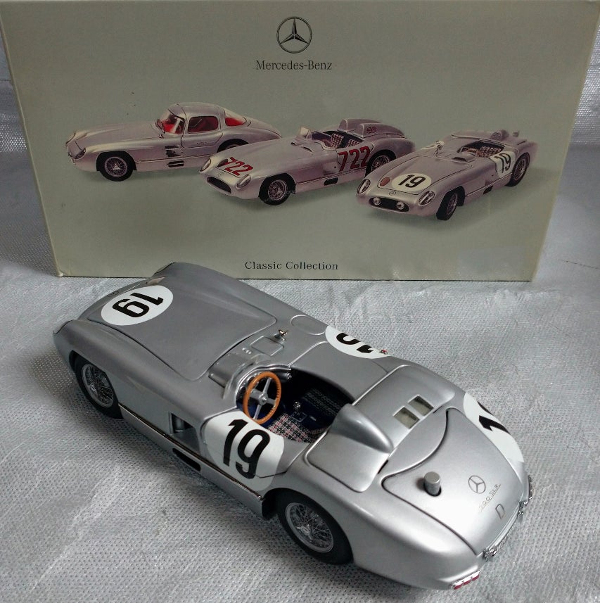 ミニチャンプス 1/24 メルセデス・ベンツ300SLR ルマン 1955 | 牛乳