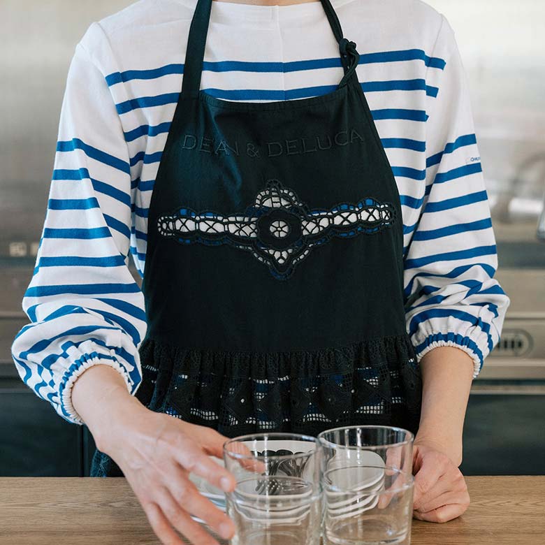 DEAN＆DELUCA×BEAMS COUTURE レースのエプロンドレス | 華麗なるスタバ