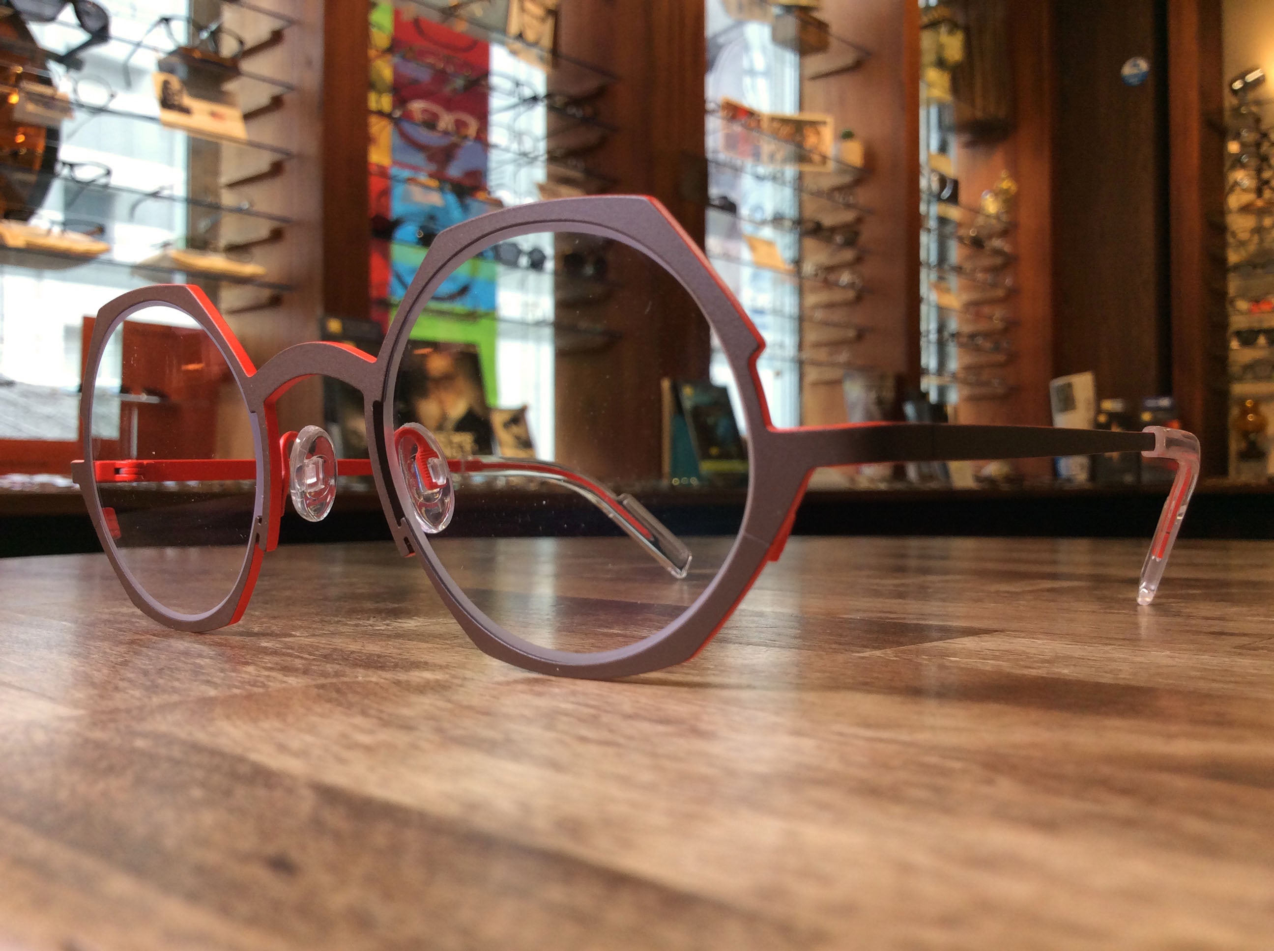 ❤ ベルギー ❤ theo（テオ）❤ 大きいサイズのメガネフレームが入荷