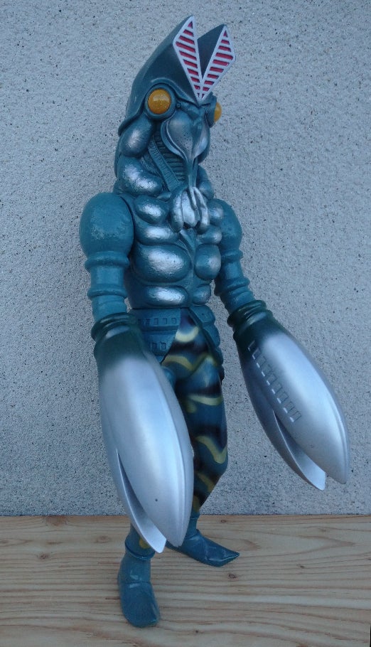 バンダイ ジャイアントスケール バルタン星人 | 牛乳雑巾(´ι _`;)の