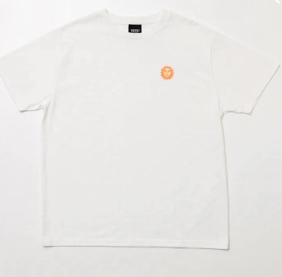 風Tにkissする女の子 | 風に吹かれたkiyonのブログ