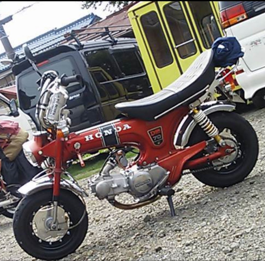 質問回答 謎のエクスポート ど初期ダックス フレーム穴が2個 分離