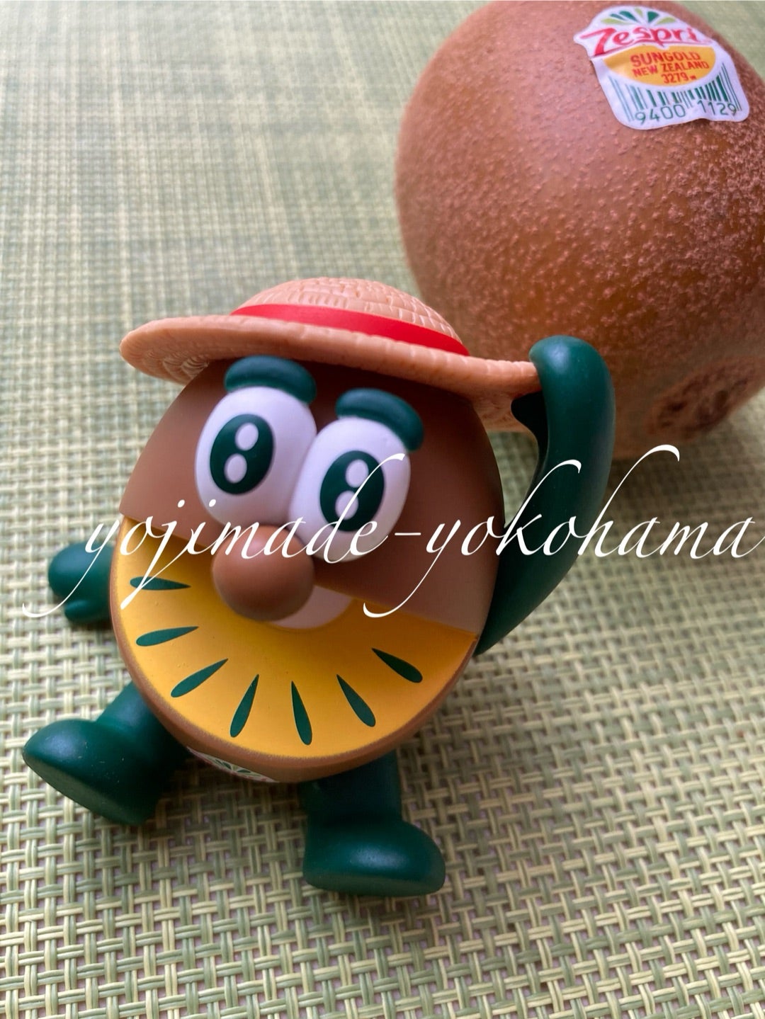 2024年は麦わらの一味⁉️第一弾ゴールド発売 キウイブラザーズ