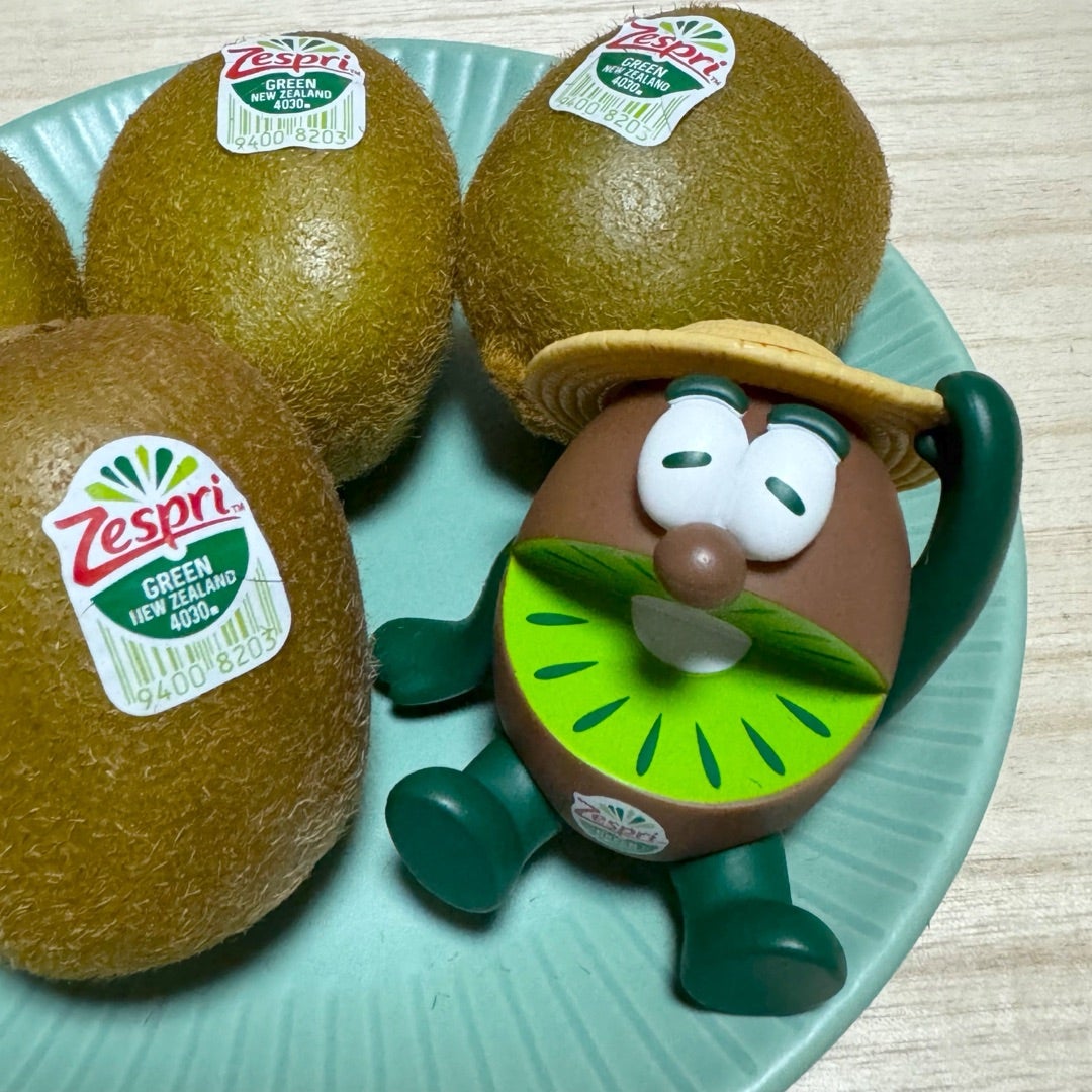 ゼスプリのキウイブラザーズフィギュアつきグリーン2024♪ | mutsukiと
