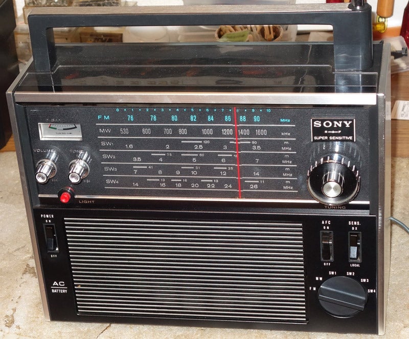ソニーの中波・短波・FMの受信が可能なTFM-2000F | じんけいの修理日記