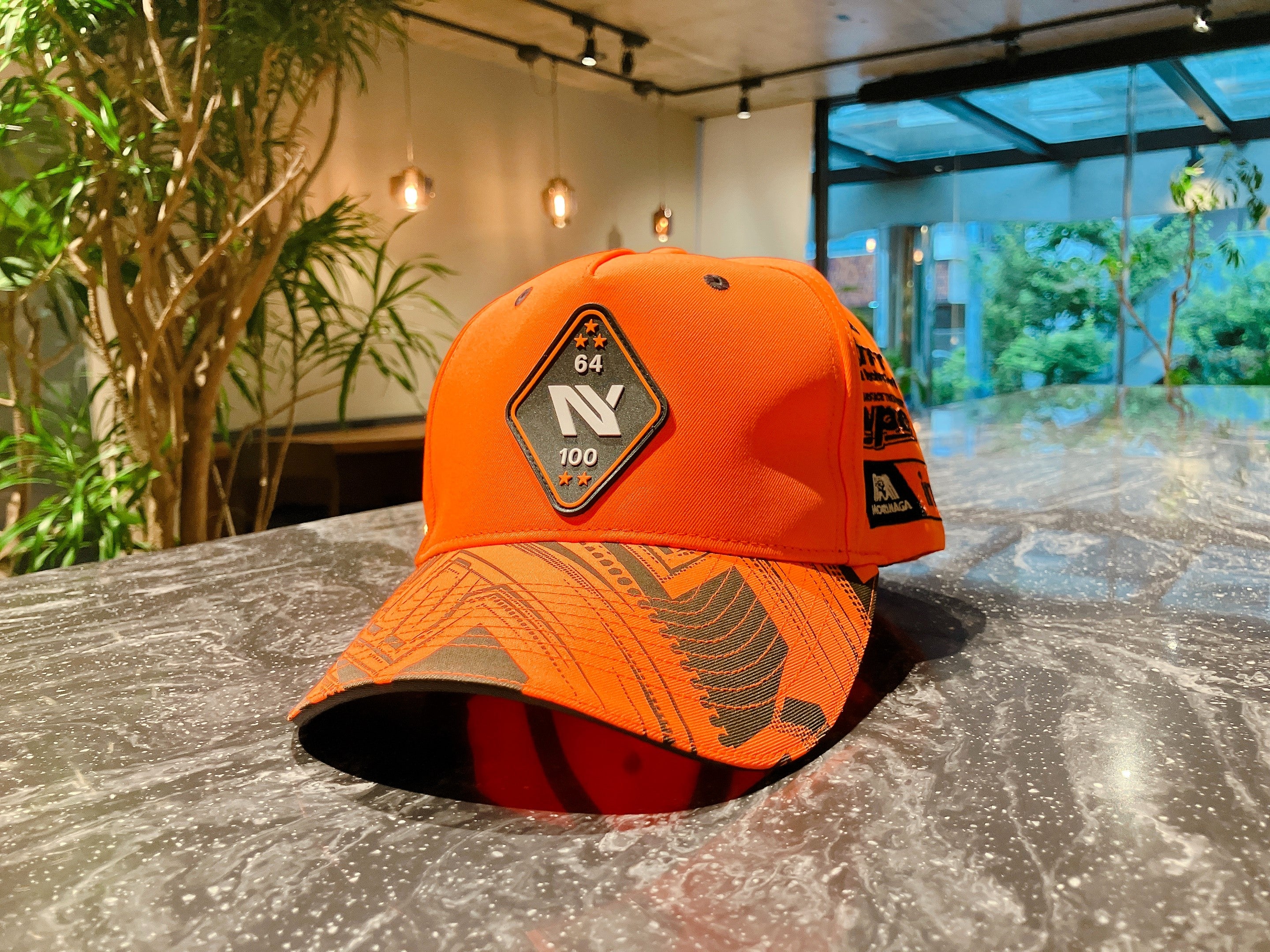 山本尚貴選手×鈴鹿サーキットコラボキャップ好評販売中です