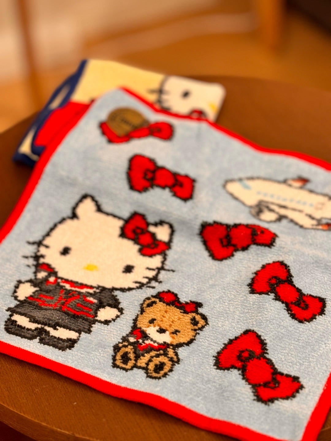 JAL国内線・機内販売…なんとか買えた⁉️フェイラー×ハローキティ